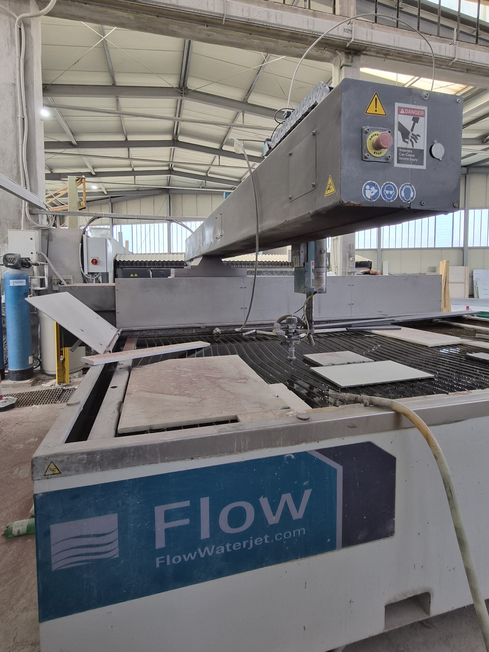 Flow MACH 2B CWJ